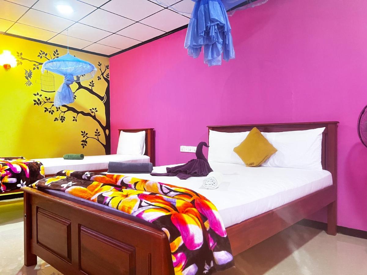 Nine Arch Homestay Ella Bagian luar foto
