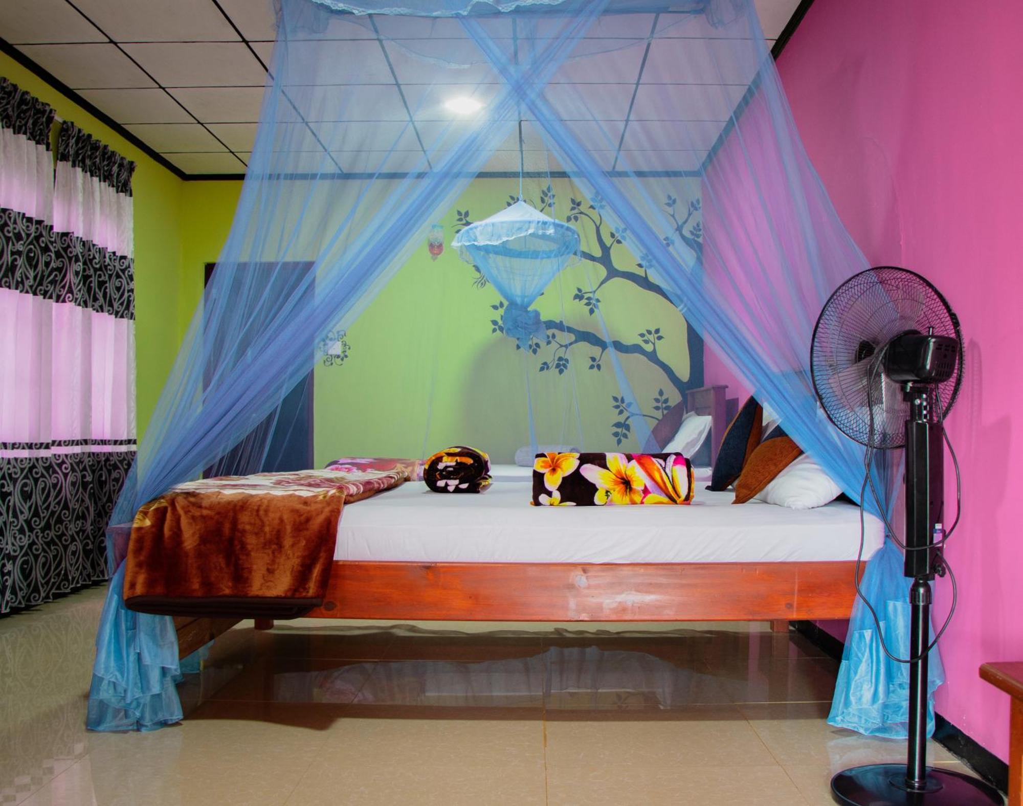 Nine Arch Homestay Ella Bagian luar foto