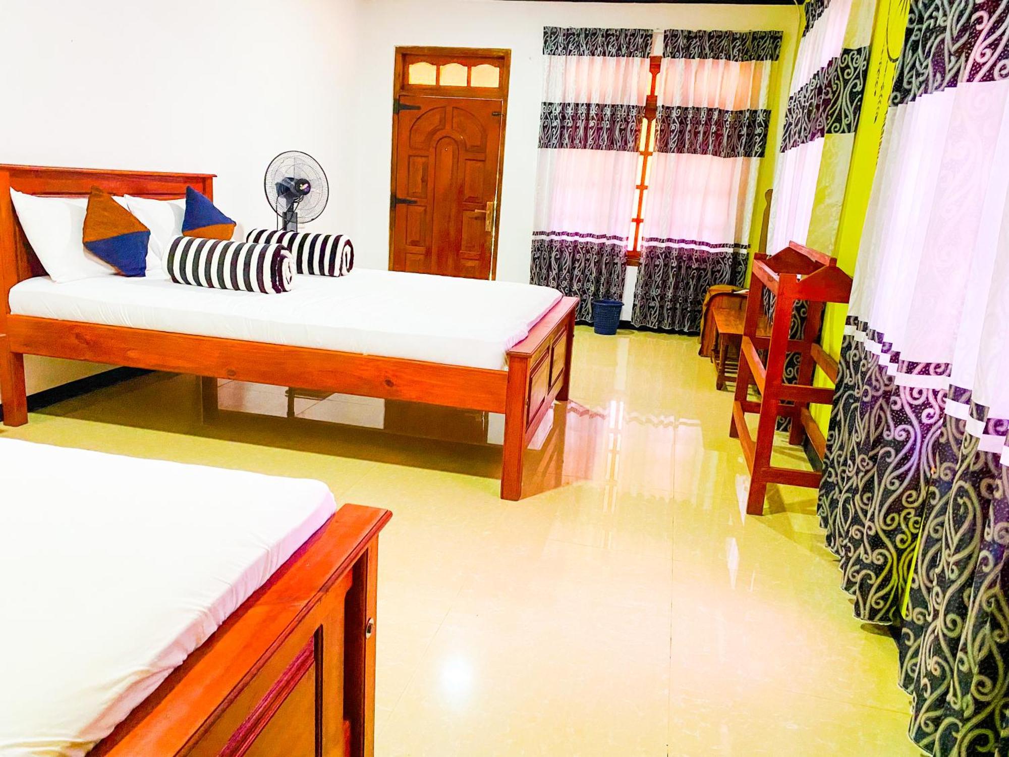 Nine Arch Homestay Ella Bagian luar foto